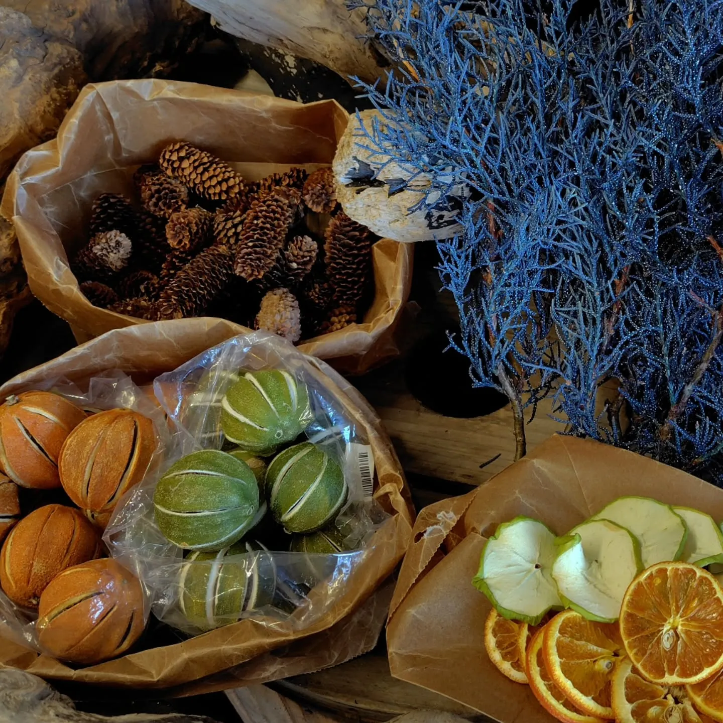 ブルーアイスのブルー染が良き