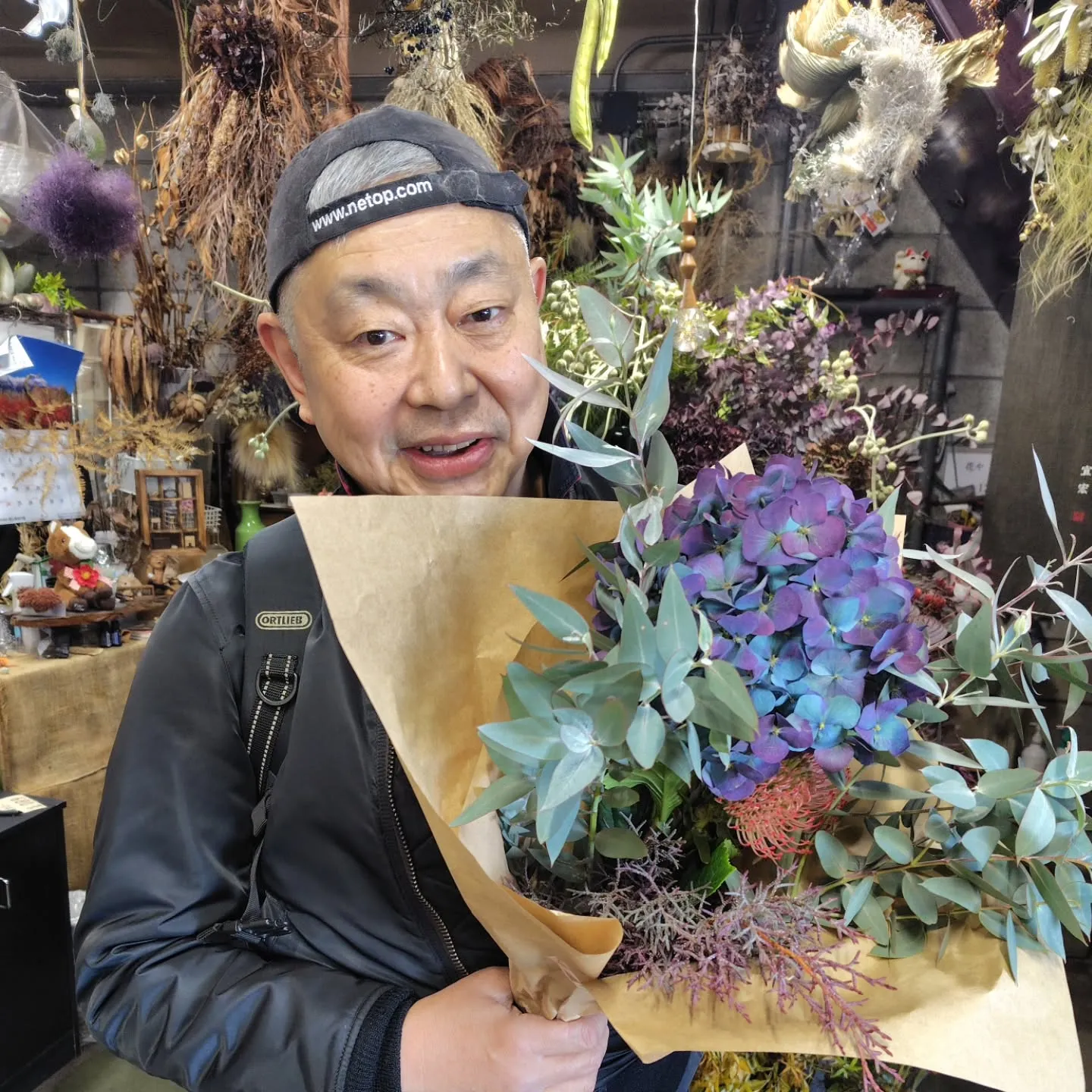 ピンパーネルアンティークブルー