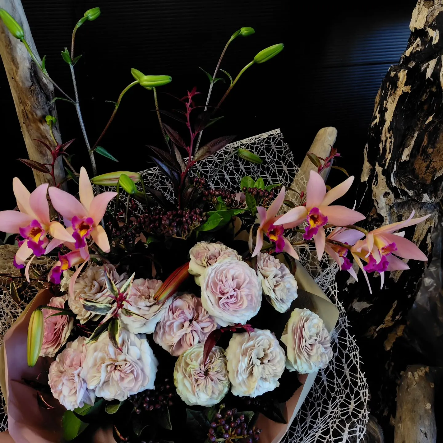 開業御祝のサプライズ花束